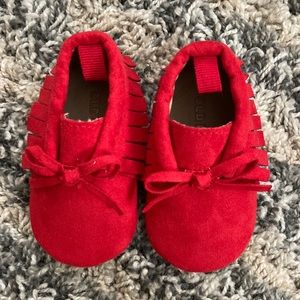 red moccasins